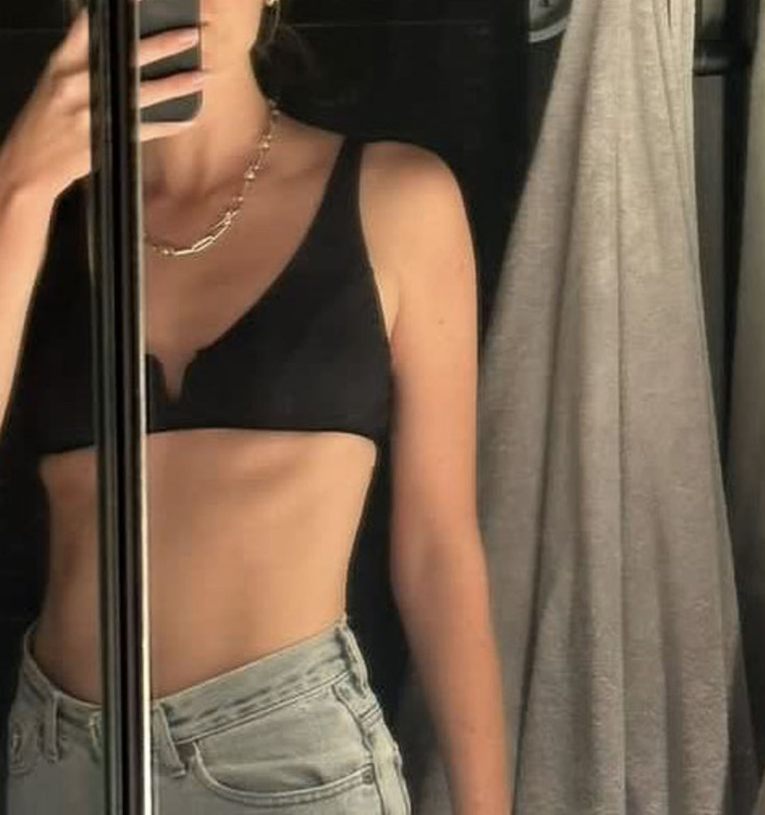 Four ways to tell your bra actually fits, without a fitting room