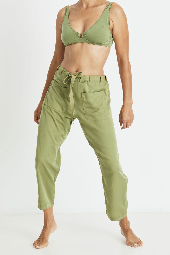 Videris Lingerie Quinn Pyjama pant in olive TENCEL™ with drawstring waist and patch pockets at front